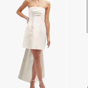 Alfred Sung Ivory Oversize Bow Back Strapless Minidress